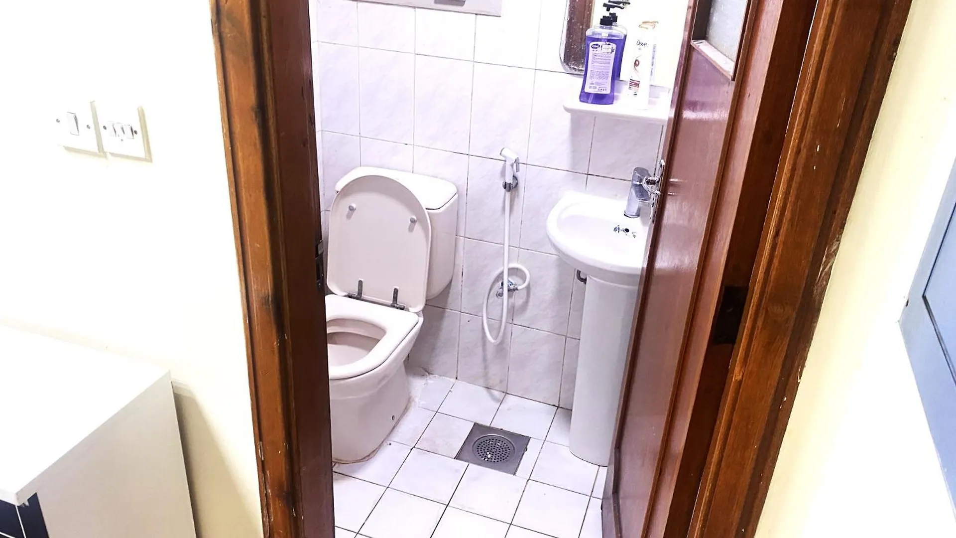 Dream Valley Hostel Abu Dhabi Homestay
